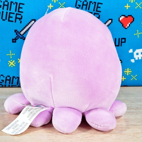 Squishmallow Violet the Octopus 5" with Hearts Canada Import from Toronto CA NWT - Picture 3 of 12